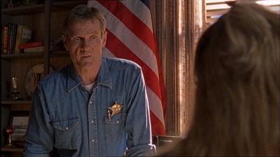 ROSWELL_-_E1X11_TOY_HOUSE_293.jpg
