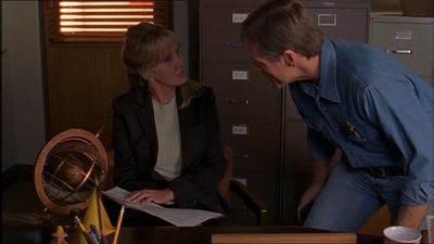 ROSWELL_-_E1X11_TOY_HOUSE_302.jpg