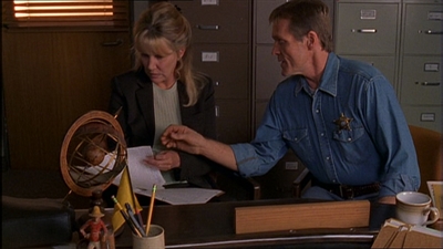 ROSWELL_-_E1X11_TOY_HOUSE_309.jpg