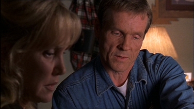 ROSWELL_-_E1X11_TOY_HOUSE_353.jpg