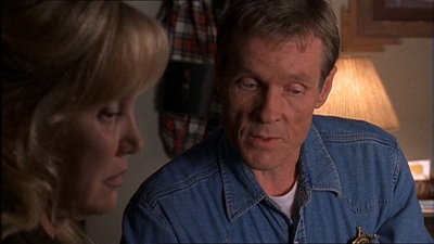 ROSWELL_-_E1X11_TOY_HOUSE_371.jpg