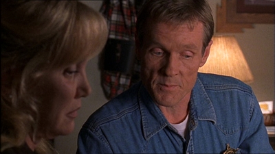 ROSWELL_-_E1X11_TOY_HOUSE_372.jpg