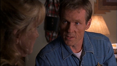 ROSWELL_-_E1X11_TOY_HOUSE_380.jpg