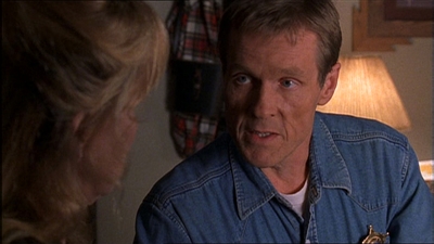 ROSWELL_-_E1X11_TOY_HOUSE_383.jpg
