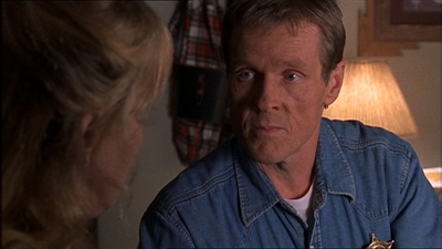 ROSWELL_-_E1X11_TOY_HOUSE_400.jpg