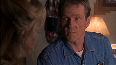ROSWELL_-_E1X11_TOY_HOUSE_401.jpg