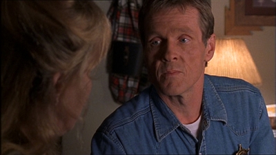 ROSWELL_-_E1X11_TOY_HOUSE_402.jpg