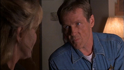 ROSWELL_-_E1X11_TOY_HOUSE_406.jpg
