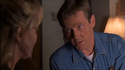 ROSWELL_-_E1X11_TOY_HOUSE_407.jpg