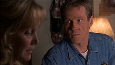 ROSWELL_-_E1X11_TOY_HOUSE_415.jpg