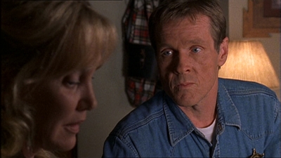 ROSWELL_-_E1X11_TOY_HOUSE_416.jpg