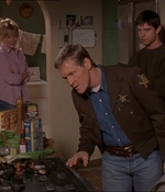 ROSWELL_-_E1X11_TOY_HOUSE_026.jpg
