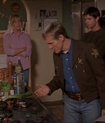ROSWELL_-_E1X11_TOY_HOUSE_029.jpg