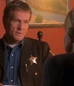 ROSWELL_-_E1X11_TOY_HOUSE_185.jpg