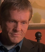 ROSWELL_-_E1X11_TOY_HOUSE_213.jpg
