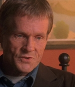 ROSWELL_-_E1X11_TOY_HOUSE_214.jpg