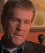 ROSWELL_-_E1X11_TOY_HOUSE_225.jpg