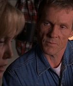 ROSWELL_-_E1X11_TOY_HOUSE_356.jpg