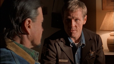 ROSWELL_-_E1X12_INTO_THE_WOODS_038.jpg