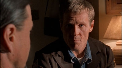 ROSWELL_-_E1X12_INTO_THE_WOODS_046.jpg