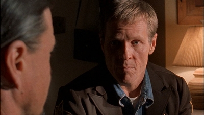 ROSWELL_-_E1X12_INTO_THE_WOODS_047.jpg