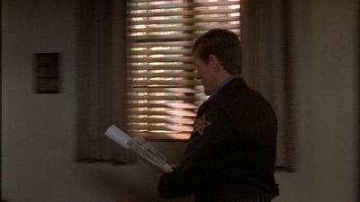 ROSWELL_-_E1X12_INTO_THE_WOODS_052.jpg