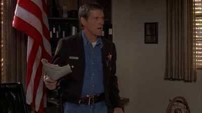 ROSWELL_-_E1X12_INTO_THE_WOODS_056.jpg