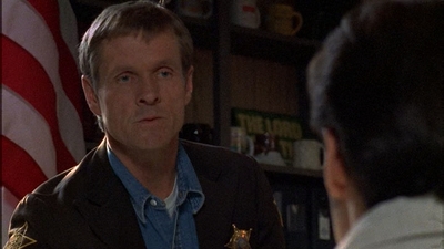 ROSWELL_-_E1X12_INTO_THE_WOODS_075.jpg