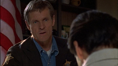 ROSWELL_-_E1X12_INTO_THE_WOODS_084.jpg