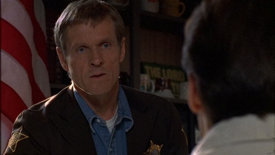 ROSWELL_-_E1X12_INTO_THE_WOODS_086.jpg