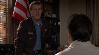 ROSWELL_-_E1X12_INTO_THE_WOODS_090.jpg