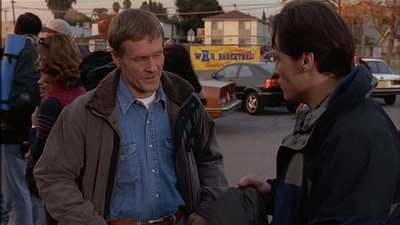 ROSWELL_-_E1X12_INTO_THE_WOODS_132.jpg