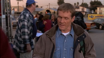 ROSWELL_-_E1X12_INTO_THE_WOODS_140.jpg