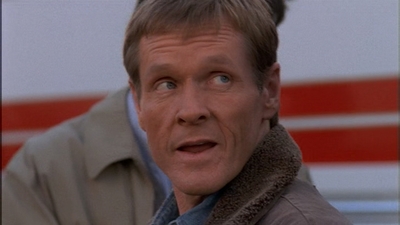 ROSWELL_-_E1X12_INTO_THE_WOODS_152.jpg
