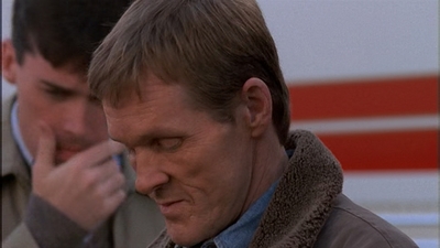 ROSWELL_-_E1X12_INTO_THE_WOODS_157.jpg