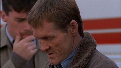 ROSWELL_-_E1X12_INTO_THE_WOODS_158.jpg