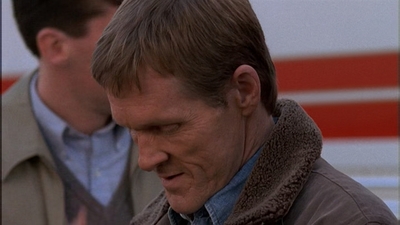 ROSWELL_-_E1X12_INTO_THE_WOODS_159.jpg