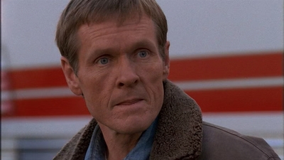 ROSWELL_-_E1X12_INTO_THE_WOODS_163.jpg
