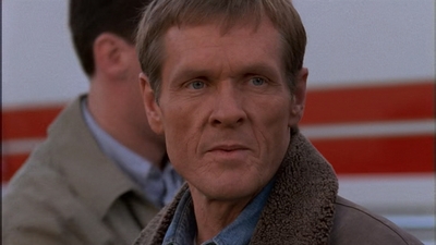 ROSWELL_-_E1X12_INTO_THE_WOODS_165.jpg