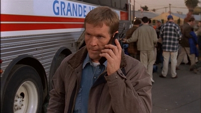 ROSWELL_-_E1X12_INTO_THE_WOODS_188.jpg