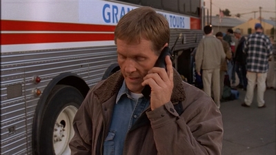 ROSWELL_-_E1X12_INTO_THE_WOODS_193.jpg
