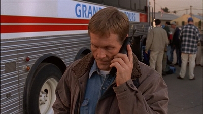 ROSWELL_-_E1X12_INTO_THE_WOODS_194.jpg