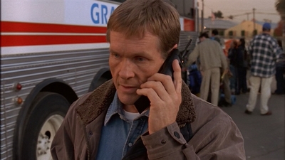 ROSWELL_-_E1X12_INTO_THE_WOODS_202.jpg