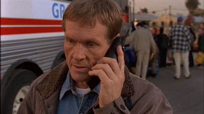 ROSWELL_-_E1X12_INTO_THE_WOODS_206.jpg