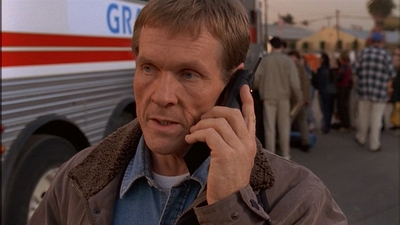 ROSWELL_-_E1X12_INTO_THE_WOODS_209.jpg