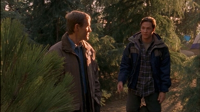 ROSWELL_-_E1X12_INTO_THE_WOODS_236.jpg