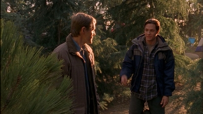 ROSWELL_-_E1X12_INTO_THE_WOODS_238.jpg