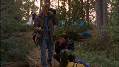 ROSWELL_-_E1X12_INTO_THE_WOODS_274.jpg