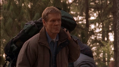ROSWELL_-_E1X12_INTO_THE_WOODS_277.jpg