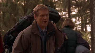 ROSWELL_-_E1X12_INTO_THE_WOODS_278.jpg